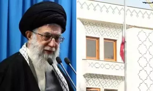 Khamenei की मौत के बाद दिल्ली में ईरानी दूतावास का झंडा आधा झुका दिया गया