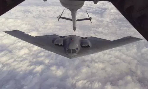 WAR ALERT: अमेरिका ने ईरान पर B-2 बॉम्बर्स से की जोरदार गोलाबारी WAR ALERT: अमेरिका ने ईरान पर B-2 बॉम्बर्स से की जोरदार गोलाबारी