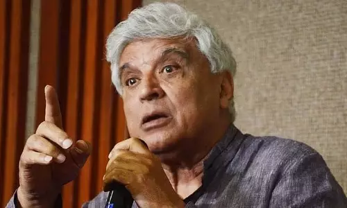 जावेद अख्तर ने ईरान पर US-इज़राइल के हमले पर कड़ी प्रतिक्रिया दी जावेद अख्तर ने ईरान पर US-इज़राइल के हमले पर कड़ी प्रतिक्रिया दी