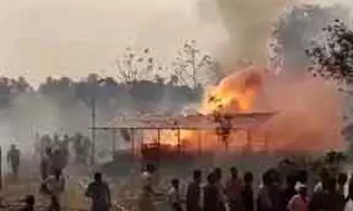 Samalkot पटाखा ब्लास्ट में मृतकों की संख्या 21 हुई Samalkot पटाखा ब्लास्ट में मृतकों की संख्या 21 हुई