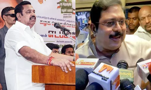तमिलनाडु: मदुरै में AIADMK और AMMK कार्यकर्ताओं के बीच झड़प तमिलनाडु: मदुरै में AIADMK और AMMK कार्यकर्ताओं के बीच झड़प