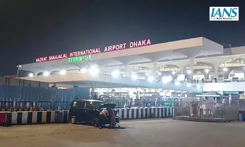 अमेरिका-इज़रायल–ईरान तनाव के बीच ढाका एयरपोर्ट पर सन्नाटा, सीमित उड़ानें ही पहुंचीं