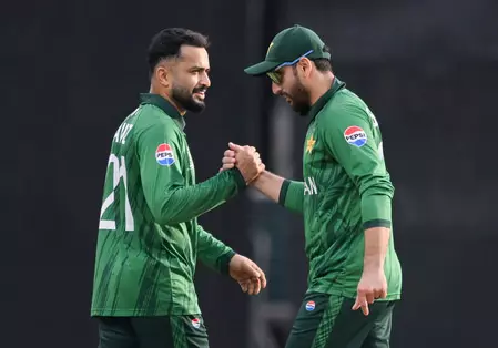 अगर हम टॉस जीतते तो कहानी कुछ और हो सकती थी: सलमान आगा अगर हम टॉस जीतते तो कहानी कुछ और हो सकती थी: सलमान आगा