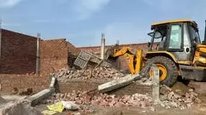 Patna:2 से 30 मार्च तक चलेगा बुलडोजर, बनी 9 विशेष टीमें Patna:2 से 30 मार्च तक चलेगा बुलडोजर, बनी 9 विशेष टीमें