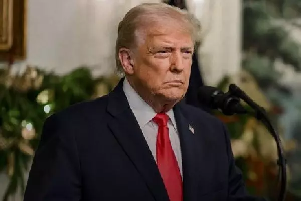 Trump ने ईरान के खिलाफ सख्त रुख क्यों अपनाया? जानें इसके पीछे की वजहें Trump ने ईरान के खिलाफ सख्त रुख क्यों अपनाया? जानें इसके पीछे की वजहें