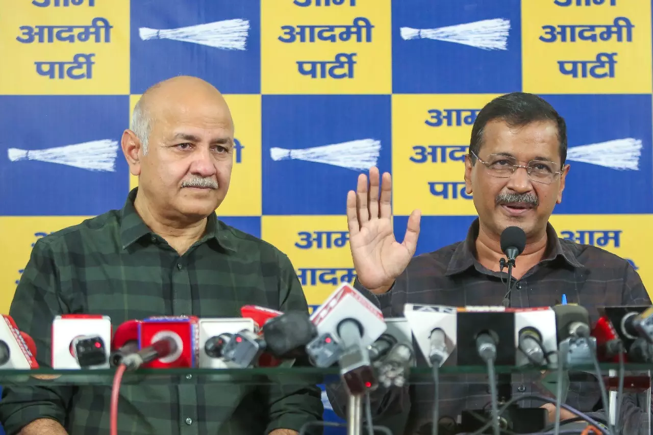 Delhi HC 9 मार्च को CBI याचिका पर केजरीवाल-सिसोदिया मामले में सुनवाई करेगा Delhi HC 9 मार्च को CBI याचिका पर केजरीवाल-सिसोदिया मामले में सुनवाई करेगा