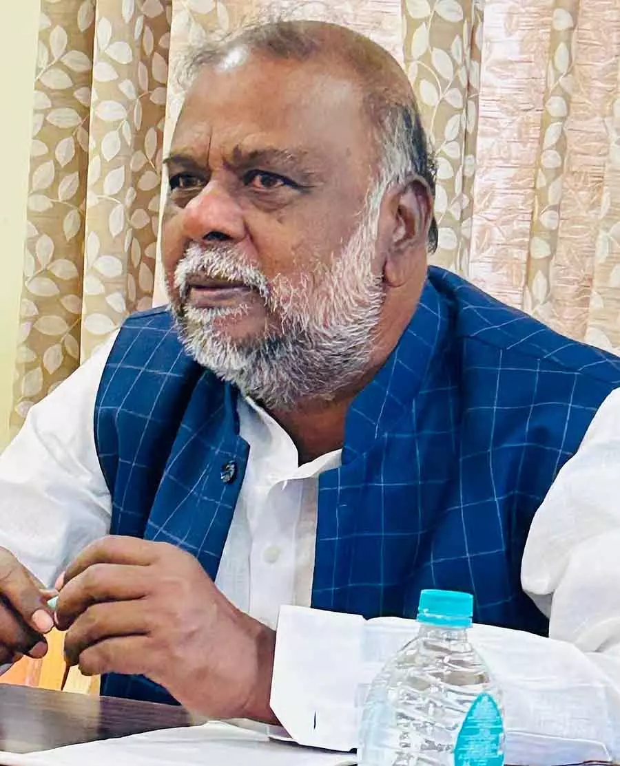 56% आरक्षण लागू होना चाहिए: H. Anjaneya 56% आरक्षण लागू होना चाहिए: H. Anjaneya