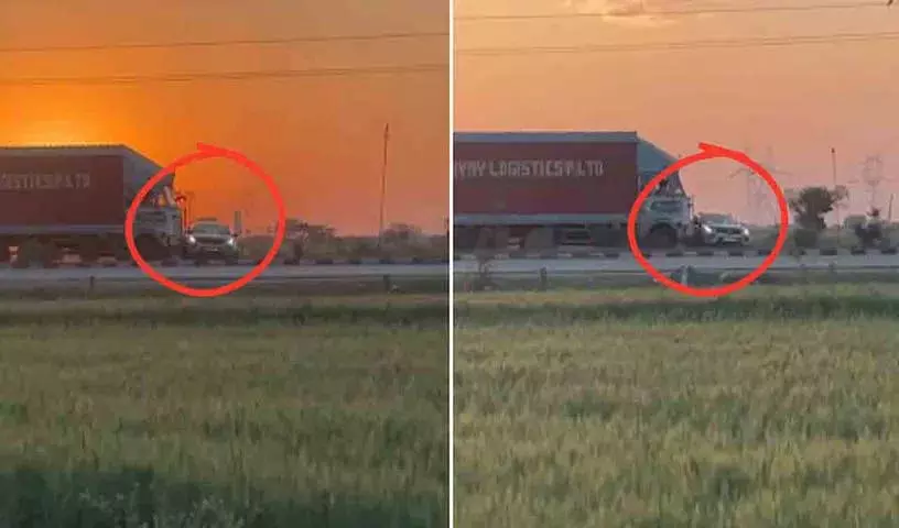 MP: डबरा-ग्वालियर हाईवे पर ट्रक ने कार को 1.5Km तक घसीटा MP: डबरा-ग्वालियर हाईवे पर ट्रक ने कार को 1.5Km तक घसीटा