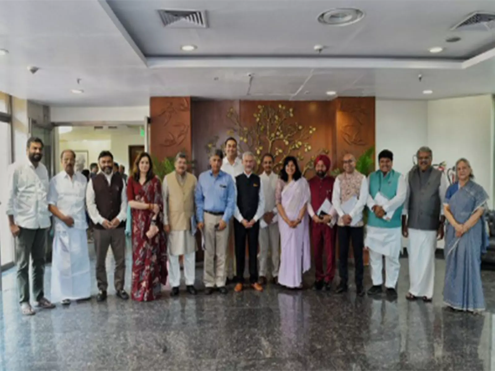 इंडिया-EU FTA और US-इंडिया ट्रेड डील पर चर्चा, प्रियंका चतुर्वेदी बैठक में शामिल इंडिया-EU FTA और US-इंडिया ट्रेड डील पर चर्चा, प्रियंका चतुर्वेदी बैठक में शामिल