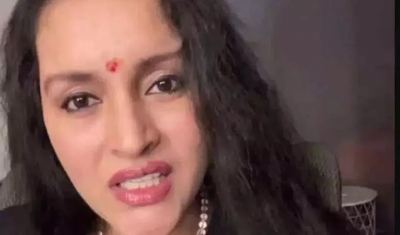 Renu Desai ने इंस्टाग्राम वीडियो में गलत कमेंट्स की आलोचना की Renu Desai ने इंस्टाग्राम वीडियो में गलत कमेंट्स की आलोचना की
