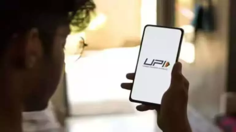 औसत दैनिक UPI लेनदेन मूल्य ₹1 लाख करोड़ के करीब औसत दैनिक UPI लेनदेन मूल्य ₹1 लाख करोड़ के करीब