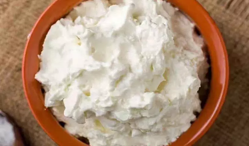 क्या रात में butter खाने से आपको अच्छी नींद आती है? डॉक्टर क्या कहते हैं? क्या रात में butter खाने से आपको अच्छी नींद आती है? डॉक्टर क्या कहते हैं?