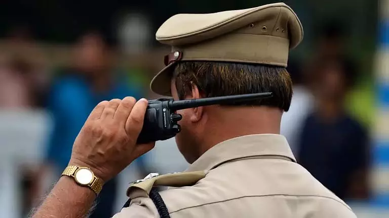 Malda पुलिस ने मणिपुर के साथ ड्रग तस्करों को पकड़ने की रणनीति शेयर की Malda पुलिस ने मणिपुर के साथ ड्रग तस्करों को पकड़ने की रणनीति शेयर की