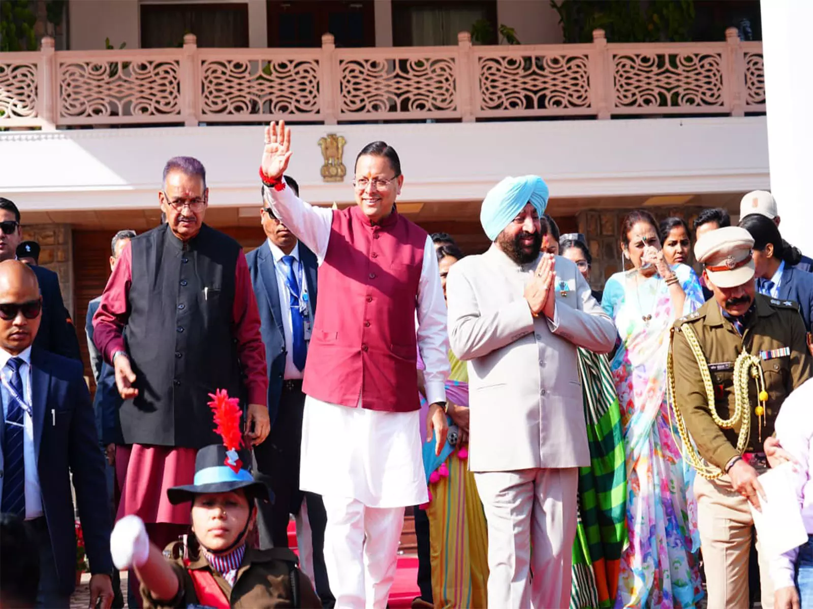 Uttarakhand: देहरादून के लोक भवन में तीन दिवसीय वसंतोत्सव का हुआ समापन Uttarakhand: देहरादून के लोक भवन में तीन दिवसीय वसंतोत्सव का हुआ समापन