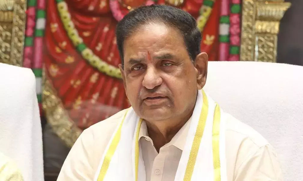 Andhra: TTD चीफ का महिला के साथ क्लिप वायरल; इसे डीपफेक बताया Andhra: TTD चीफ का महिला के साथ क्लिप वायरल; इसे डीपफेक बताया