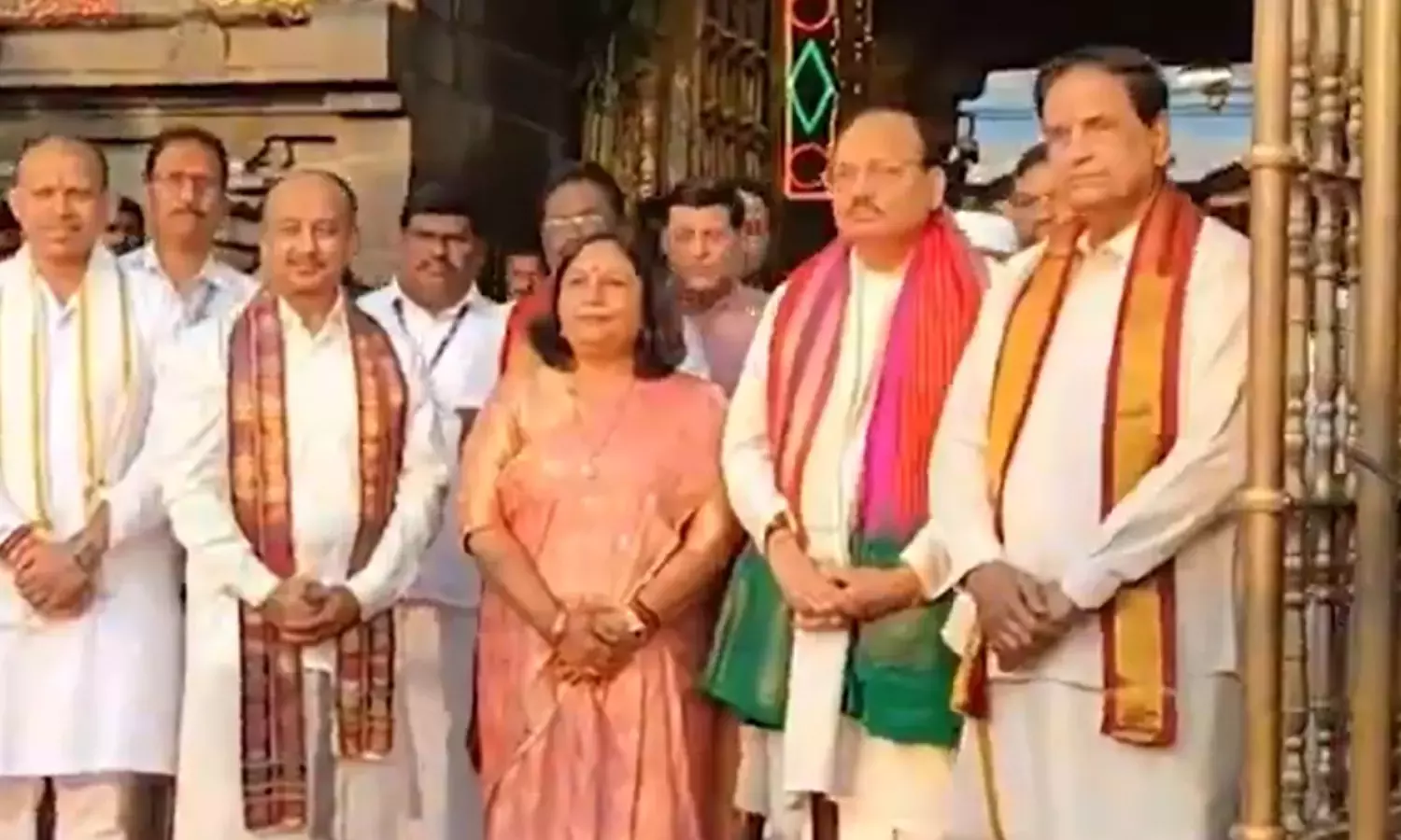Andhra: CJI सूर्यकांत ने तिरुमाला में पूजा-अर्चना की Andhra: CJI सूर्यकांत ने तिरुमाला में पूजा-अर्चना की