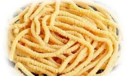 Crunchy Rice Kurkure Recipe: होली रंगों और स्वादिष्ट स्नैक्स का त्योहार