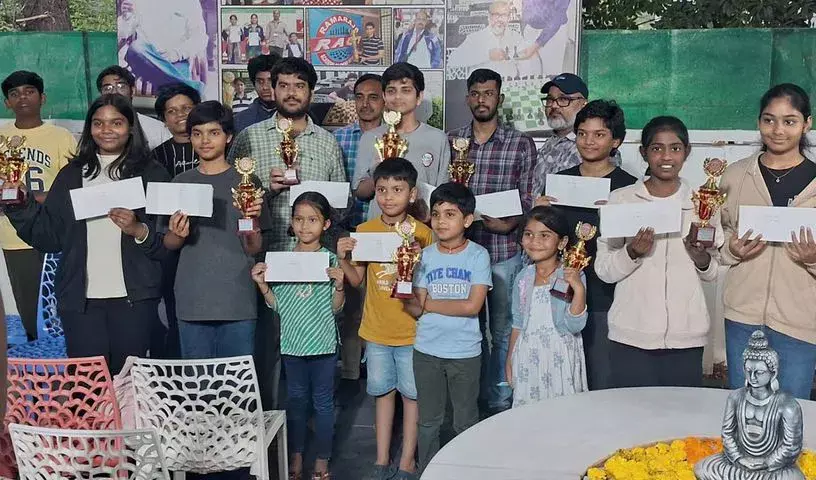 Sports briefs: शौनक 11वें एक दिवसीय रैपिड प्राइज मनी शतरंज टूर्नामेंट में चैंपियन बने