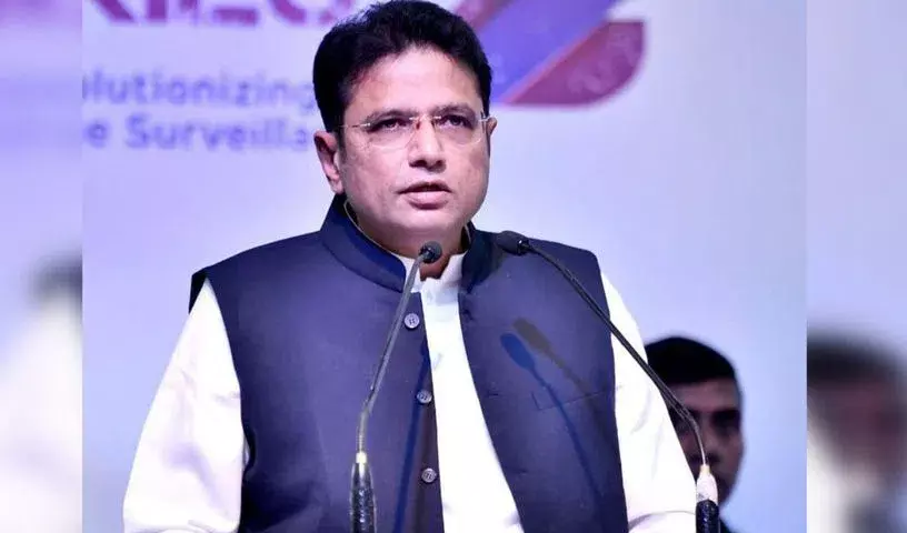 Sridhar Babu का कहना है कि स्पष्टता की कमी के कारण शारदा पीठम भूमि का मुद्दा पैदा हुआ Sridhar Babu का कहना है कि स्पष्टता की कमी के कारण शारदा पीठम भूमि का मुद्दा पैदा हुआ