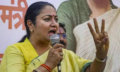 Rekha Gupta ने केजरीवाल पर निशाना साधा और कहा कि दिल्ली की जनता की नज़र में AAP प्रमुख दोषी है Rekha Gupta ने केजरीवाल पर निशाना साधा और कहा कि दिल्ली की जनता की नज़र में AAP प्रमुख दोषी है