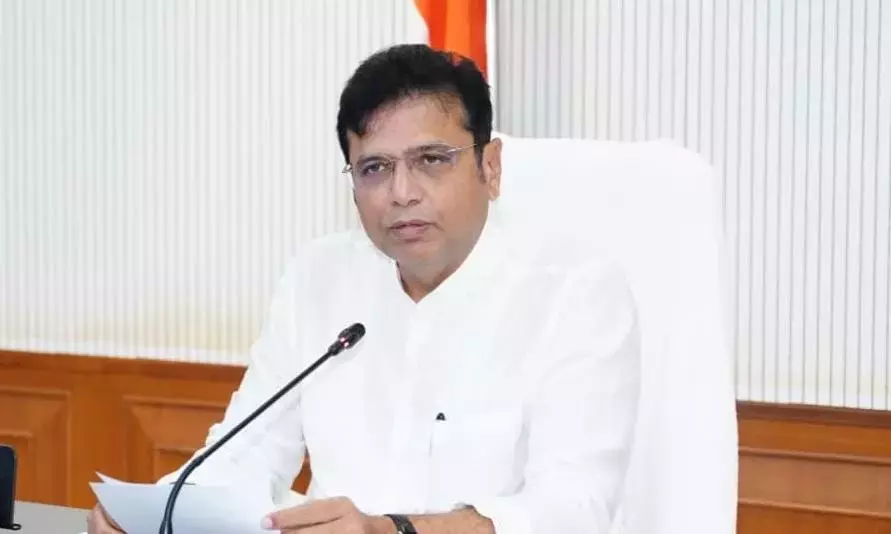 स्पष्टता की कमी के कारण शारदा पीठम भूमि पर भ्रम की स्थिति पैदा हुई श्रीधर Babu स्पष्टता की कमी के कारण शारदा पीठम भूमि पर भ्रम की स्थिति पैदा हुई श्रीधर Babu