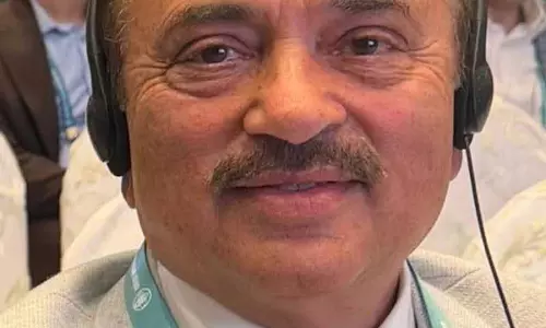 Himachal: स्क्रीन टाइम बच्चों और युवाओं में आँखों की बीमारियों का कारण बन रहा है Himachal: स्क्रीन टाइम बच्चों और युवाओं में आँखों की बीमारियों का कारण बन रहा है