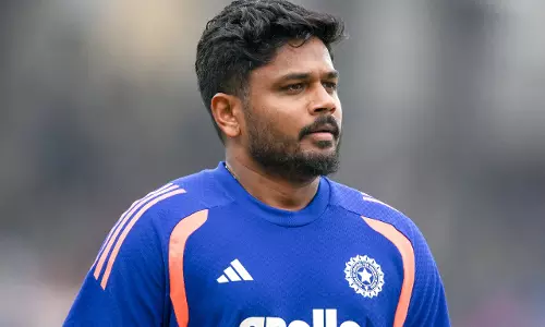 Samson ने कभी अपना आपा नहीं खोया, भले ही उनके चारों ओर विकेट गिर रहे हों: शास्त्री Samson ने कभी अपना आपा नहीं खोया, भले ही उनके चारों ओर विकेट गिर रहे हों: शास्त्री