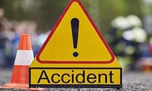 Moga के युवक की ट्रैक्टर से गिरकर मौत Moga के युवक की ट्रैक्टर से गिरकर मौत