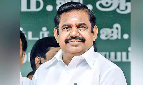 Edappadi के पलानीस्वामी दिल्ली के लिए रवाना Edappadi के पलानीस्वामी दिल्ली के लिए रवाना
