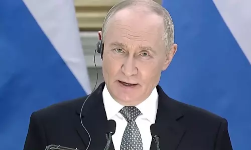Russian राष्ट्रपति ने खामेनेई की हत्या पर ईरानी समकक्ष पेजेशकियन को संवेदना व्यक्त की