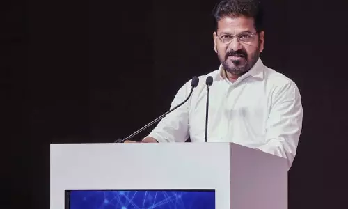 Telangana ने खाड़ी देशों में फंसे नागरिकों के लिए नई दिल्ली में कंट्रोल रूम स्थापित किया Telangana ने खाड़ी देशों में फंसे नागरिकों के लिए नई दिल्ली में कंट्रोल रूम स्थापित किया