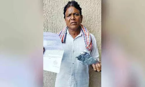Jangaon कलेक्टर संदीप कुमार झा जिन्होंने इंसानियत दिखाई Jangaon कलेक्टर संदीप कुमार झा जिन्होंने इंसानियत दिखाई