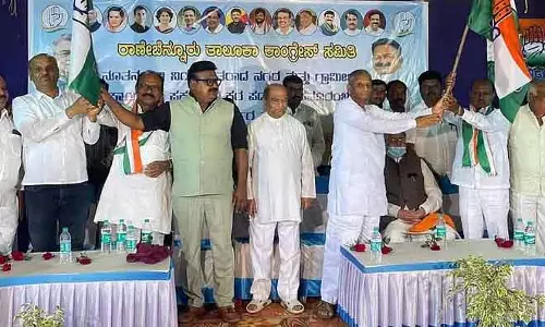 लोगों को राज्य सरकार की योजनाओं के बारे में बताएं: MLA Prakash Koliwada लोगों को राज्य सरकार की योजनाओं के बारे में बताएं: MLA Prakash Koliwada