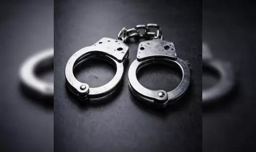 विदेशी पर्यटक के मोबाइल चोरी मामले में नाबालिग आरोपी पकड़ा गया विदेशी पर्यटक के मोबाइल चोरी मामले में नाबालिग आरोपी पकड़ा गया