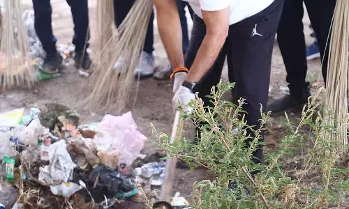 शहर का सौंदर्यीकरण प्राथमिकता: MLA महेश तेंगिनाकाई शहर का सौंदर्यीकरण प्राथमिकता: MLA महेश तेंगिनाकाई