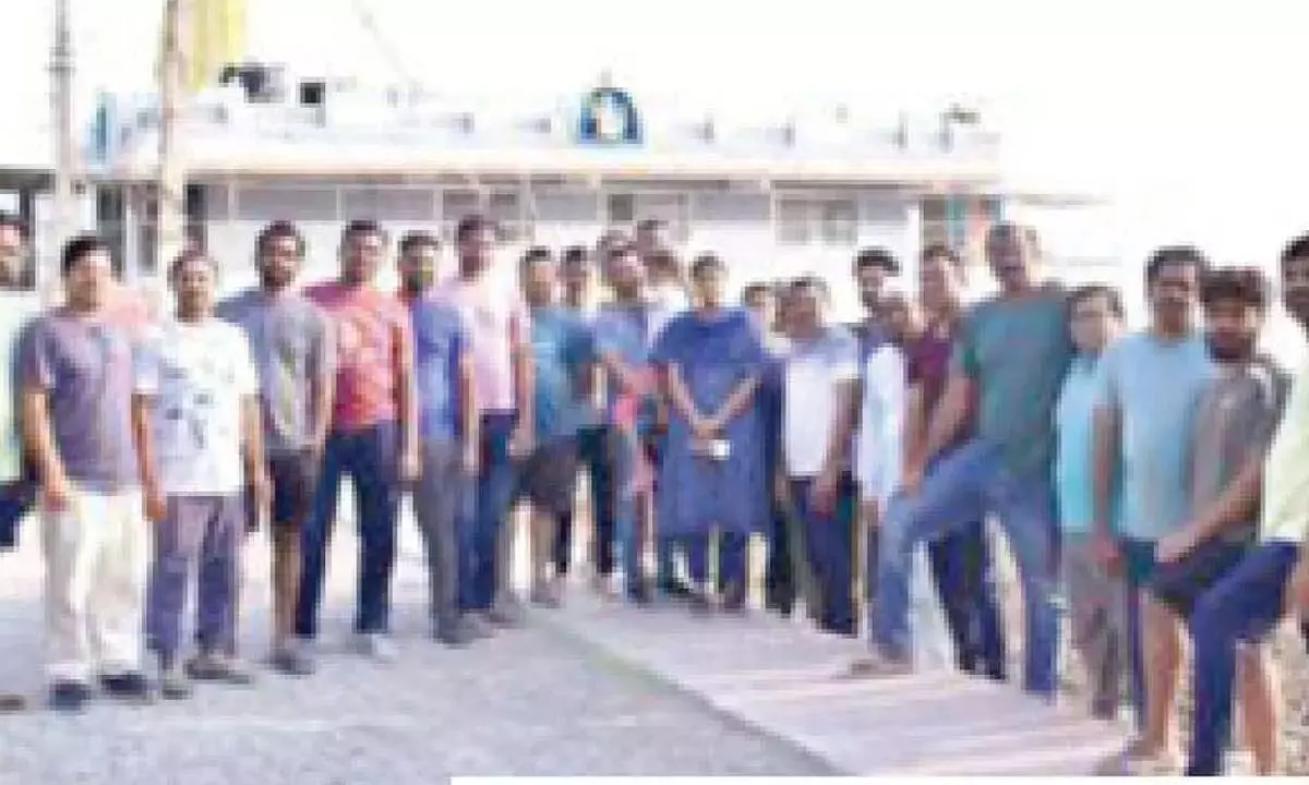 Telangana: प्रदूषित अमीनपुर झील से लोगों में गुस्सा Telangana: प्रदूषित अमीनपुर झील से लोगों में गुस्सा