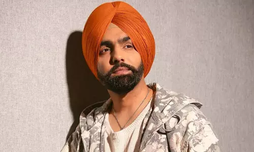 Ammy Virk ने UAE में पारिवारिक संकट के दौरान बेटी का संदेश शेयर किया Ammy Virk ने UAE में पारिवारिक संकट के दौरान बेटी का संदेश शेयर किया