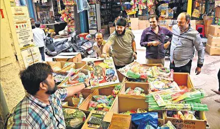 Hyderabad होली मनाने के लिए तैयार