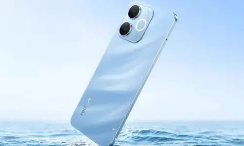 Realme P4 Lite 4G भारत में लॉन्च: जानें 6300mAh बैटरी और Pulse Light डिजाइन