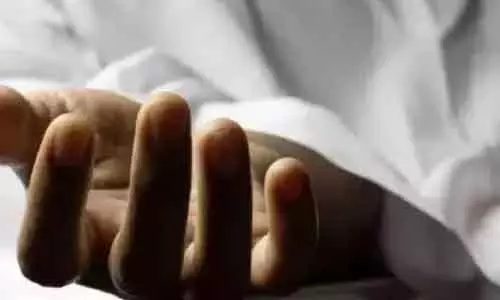 Proddatur में सरकारी हॉस्टल में क्लास 10 स्टूडेंट की कथित सुसाइड Proddatur में सरकारी हॉस्टल में क्लास 10 स्टूडेंट की कथित सुसाइड
