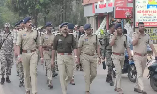 होली पर बस्तर पुलिस अलर्ट, जगदलपुर की सड़कों में 400 जवान रहेंगे तैनात