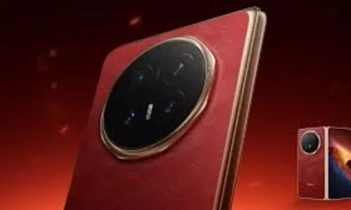 Honor Magic V6 का इंटरनेशनल मार्केट में लॉन्च, 6,600mAh की बैटरी, ट्रिपल रियर कैमरा यूनिट