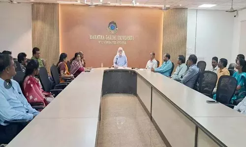 MGU VC ने B.Ed अटेंडीज़ के लिए फेस रिकग्निशन ज़रूरी कर दिया MGU VC ने B.Ed अटेंडीज़ के लिए फेस रिकग्निशन ज़रूरी कर दिया