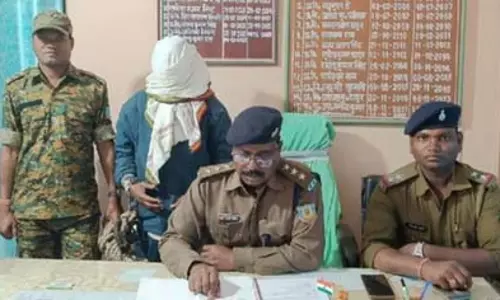 तंत्र-मंत्र से इलाज का दावा करने वाले शख्स ने नाबालिग बच्ची से किया दुष्कर्म, गिरफ्तार तंत्र-मंत्र से इलाज का दावा करने वाले शख्स ने नाबालिग बच्ची से किया दुष्कर्म, गिरफ्तार