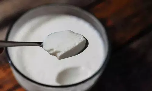 दही खाने को लेकर कई लोगों के मन में ये Myths