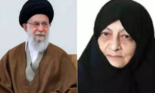 Iran के सुप्रीम लीडर की पत्नी मंसूरेह खोजस्तेह की एयरस्ट्राइक में लगी चोटों से मौत हो गई