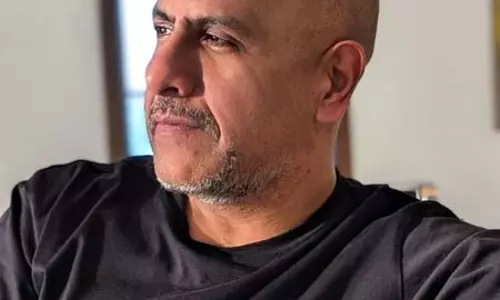 दमदार आवाज ही नहीं, लेखनी में भी उस्ताद हैं Vishal Dadlani