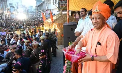 मुख्यमंत्री ने कहा, UP में न तनाव, न अराजकता और न ही गुंडागर्दी