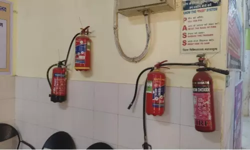 Chandigarh: अस्पतालों में आधुनिक अग्निशमन सिस्टम लगाए जाएंगे Chandigarh: अस्पतालों में आधुनिक अग्निशमन सिस्टम लगाए जाएंगे