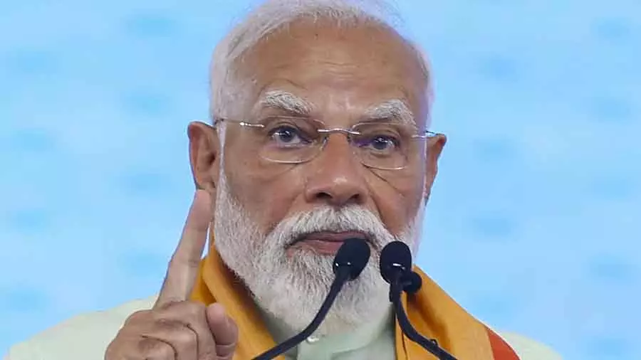 भारत एकजुटता के साथ खड़ा है: पीएम मोदी ने UAE के राष्ट्रपति से बात की भारत एकजुटता के साथ खड़ा है: पीएम मोदी ने UAE के राष्ट्रपति से बात की